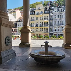 https://utulny-byt-11-v-lazenskem-centru-karlovych-varu-se-zahradkou.marianskelaznehotels.net